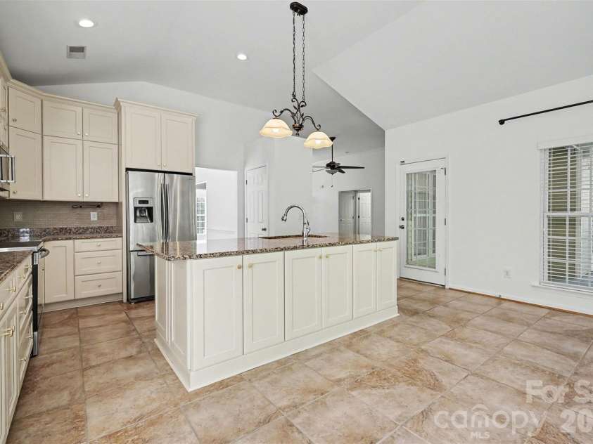 208 Riverfront Parkway, Mount Holly, NC 28120.  MLS# CAR4372990, YatesRealty ID 20349. 