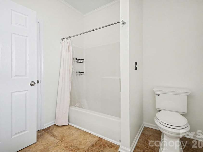 208 Riverfront Parkway, Mount Holly, NC 28120.  MLS# CAR4372990, YatesRealty ID 20349. 