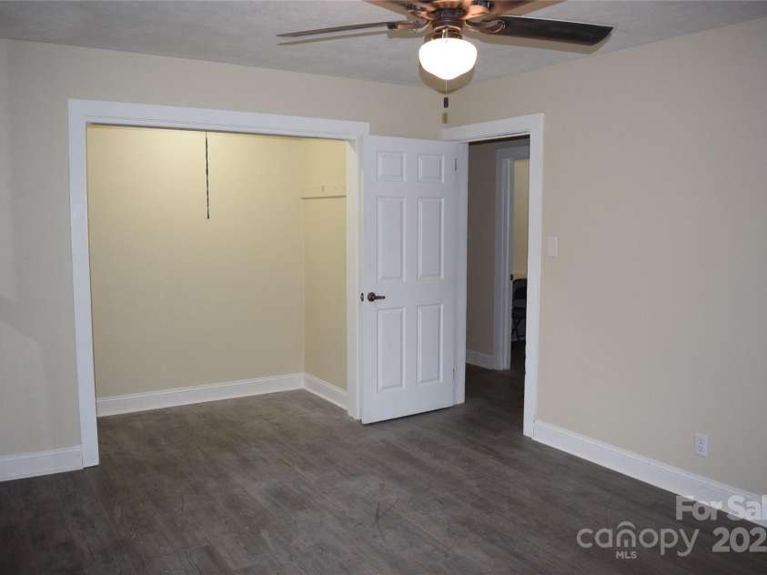 22339 Asheville Highway, Landrum, SC 29356.  MLS# CAR4221524, YatesRealty ID 2035. 