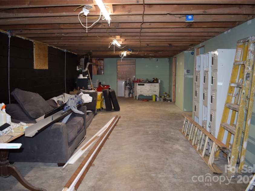 22339 Asheville Highway, Landrum, SC 29356.  MLS# CAR4221524, YatesRealty ID 2035. 