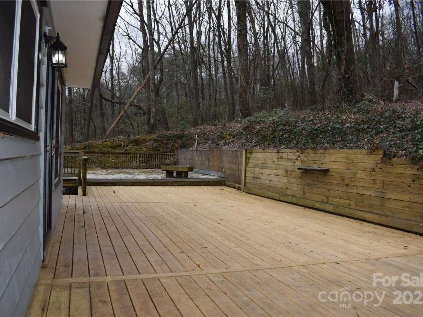 22339 Asheville Highway, Landrum, SC 29356.  MLS# CAR4221524, YatesRealty ID 2035. 