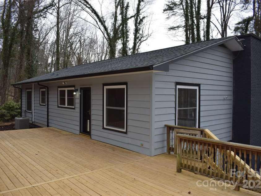 22339 Asheville Highway, Landrum, SC 29356.  MLS# CAR4221524, YatesRealty ID 2035. 