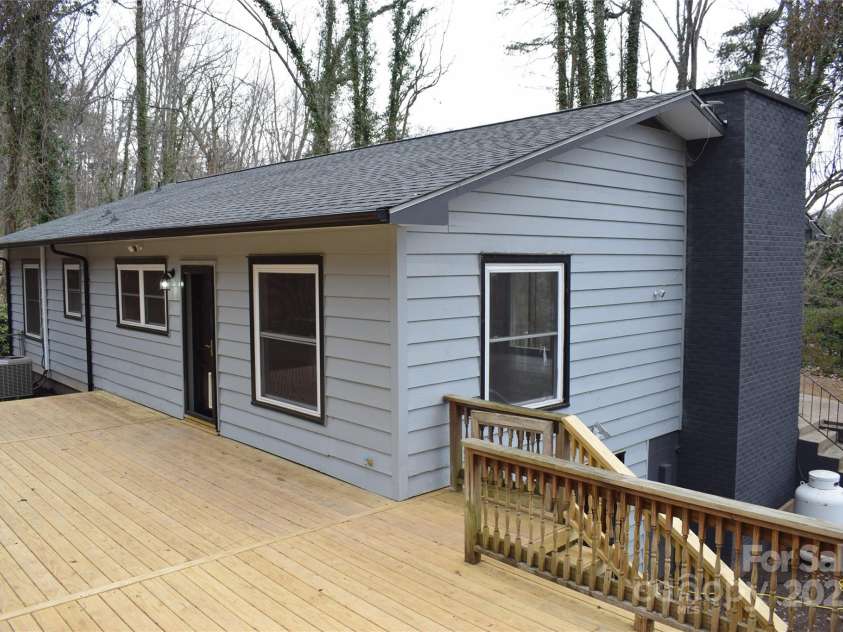 22339 Asheville Highway, Landrum, SC 29356.  MLS# CAR4221524, YatesRealty ID 2035. 