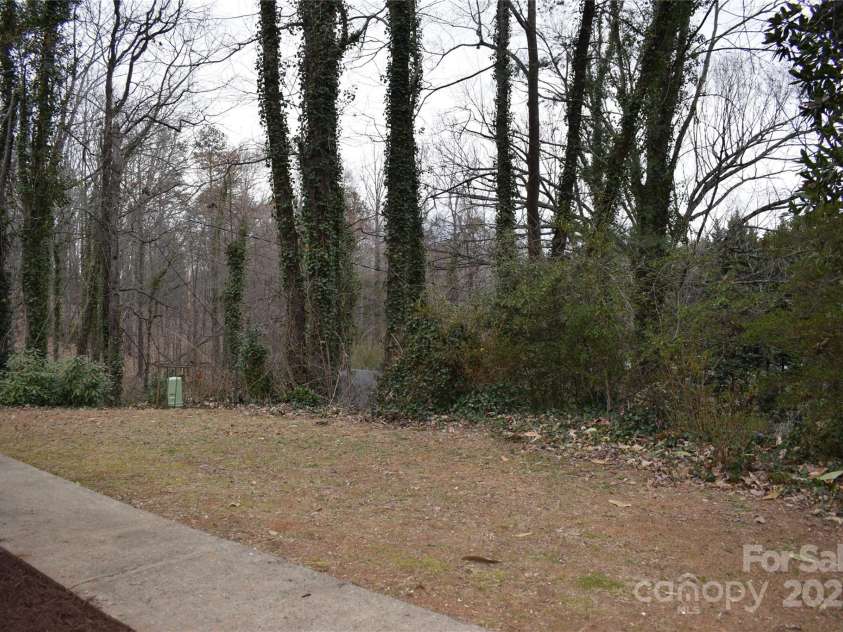 22339 Asheville Highway, Landrum, SC 29356.  MLS# CAR4221524, YatesRealty ID 2035. 