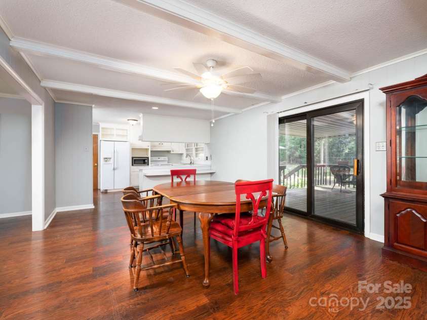 160 Eagle Drive, Salisbury, NC 28144.  MLS# CAR4259304, YatesRealty ID 20350. 