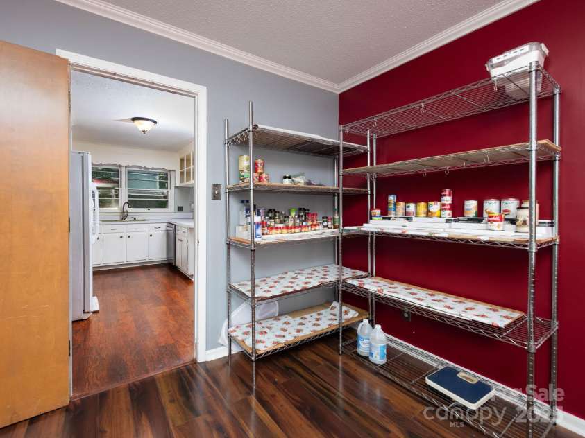 160 Eagle Drive, Salisbury, NC 28144.  MLS# CAR4259304, YatesRealty ID 20350. 