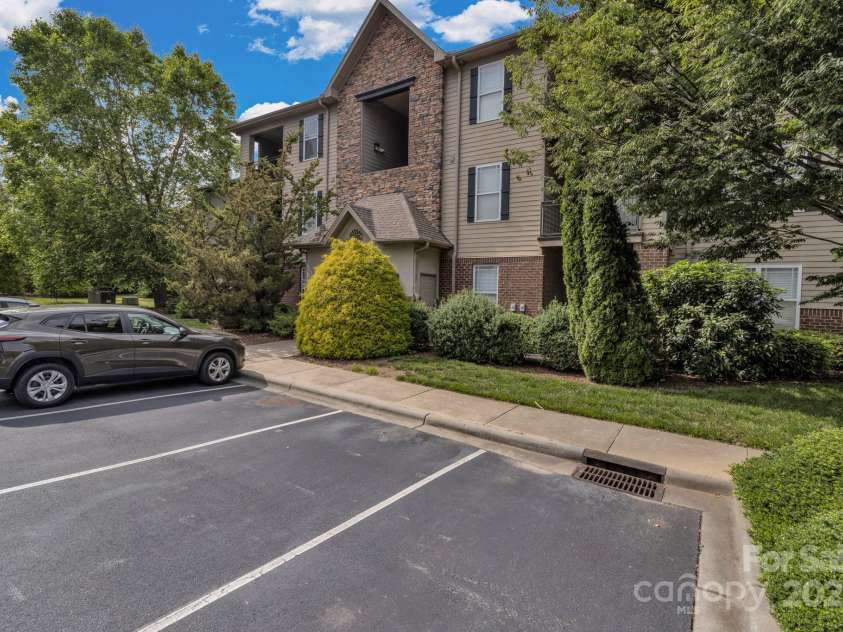 234 Brickton Village Circle, Fletcher, NC 28732.  MLS# CAR4266882, YatesRealty ID 20351. 