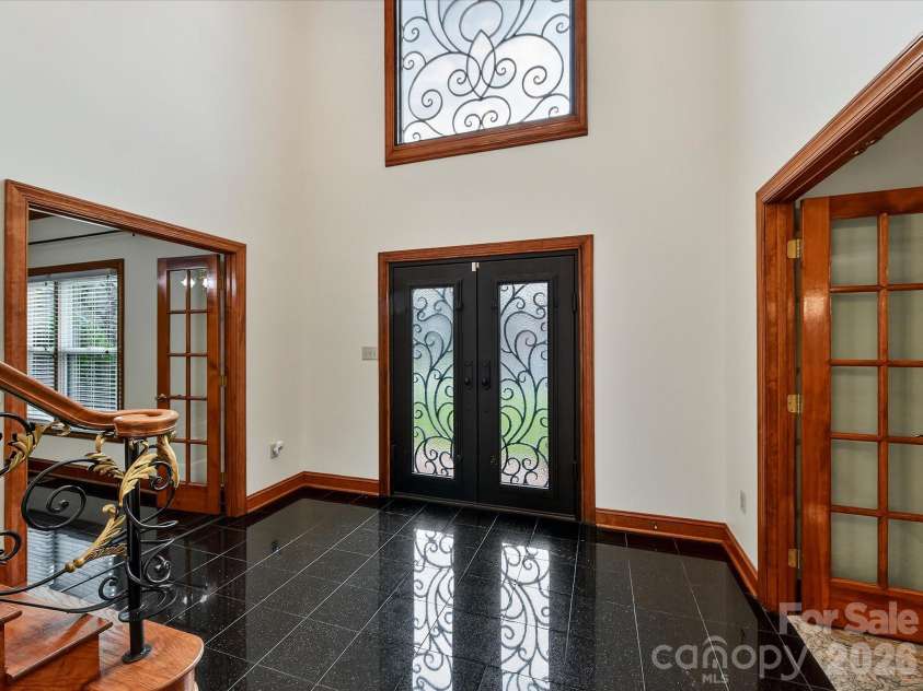 3100 Shady Grove Lane, Matthews, NC 28104.  MLS# CAR4355389, YatesRealty ID 20351. 