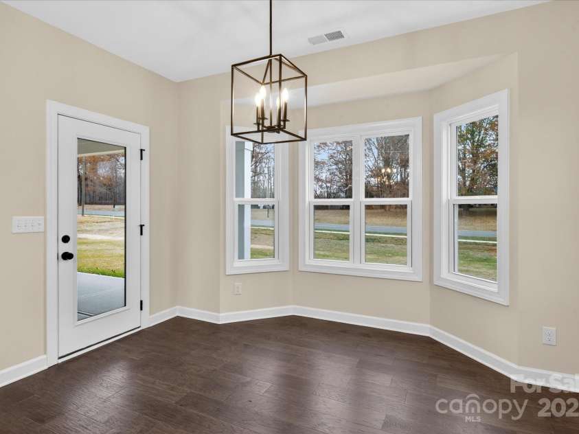 11020 Tyler Brook Lane, Mint Hill, NC 28227.  MLS# CAR4223643, YatesRealty ID 20354. Breakfast