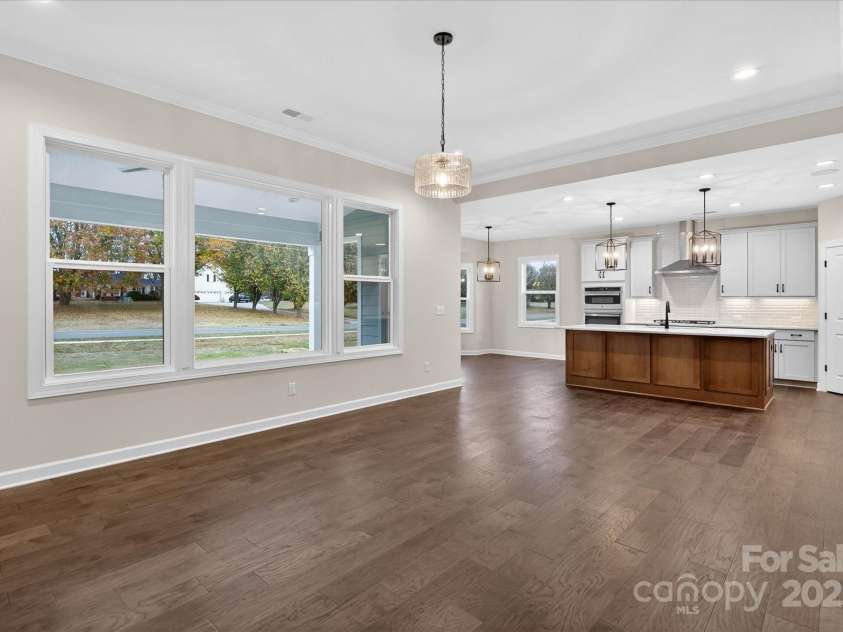 11020 Tyler Brook Lane, Mint Hill, NC 28227.  MLS# CAR4223643, YatesRealty ID 20354. Family Room/Kitchen