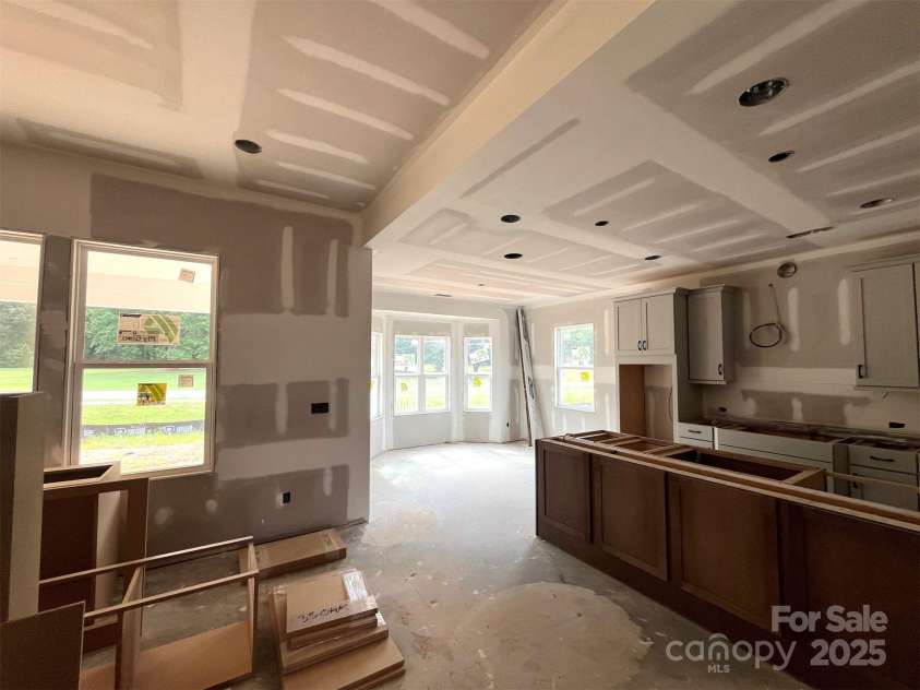 11020 Tyler Brook Lane, Mint Hill, NC 28227.  MLS# CAR4223643, YatesRealty ID 20354. Kitchen/Breakfast Room