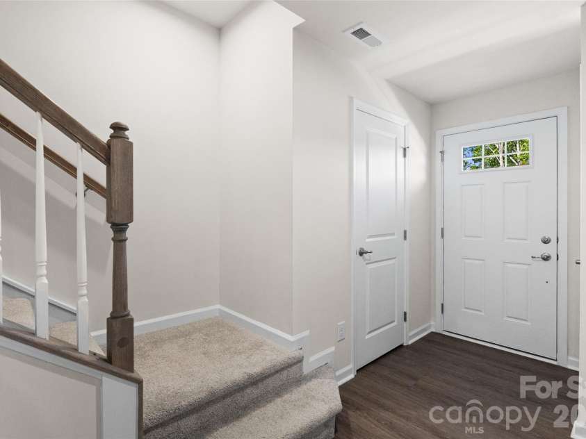 1409 May Apple Drive, Matthews, NC 28104.  MLS# CAR4375083, YatesRealty ID 20354. 