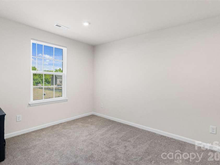 1409 May Apple Drive, Matthews, NC 28104.  MLS# CAR4375083, YatesRealty ID 20354. 