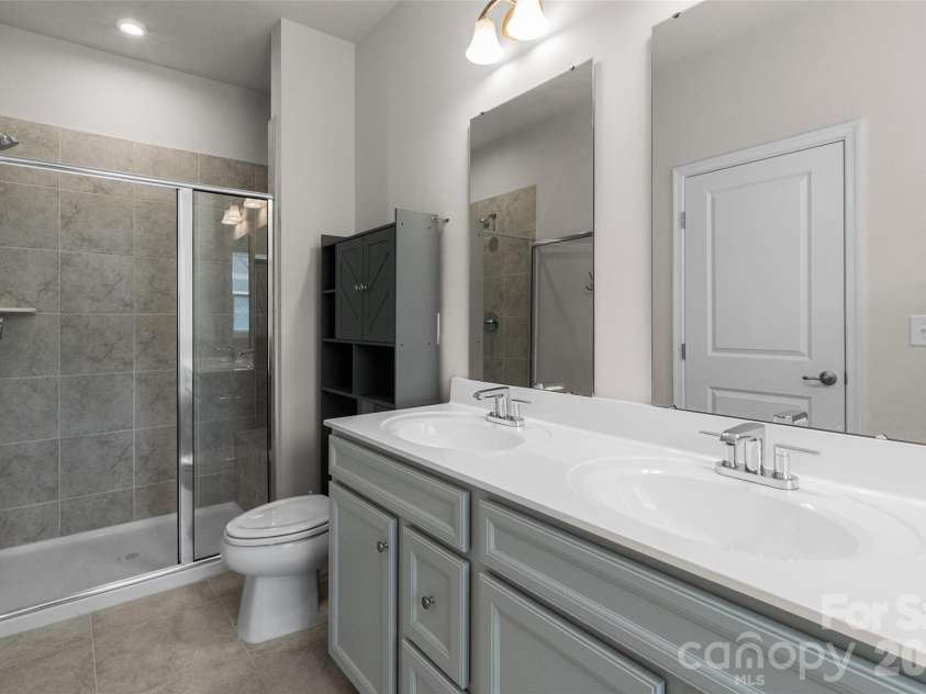 1409 May Apple Drive, Matthews, NC 28104.  MLS# CAR4375083, YatesRealty ID 20354. 