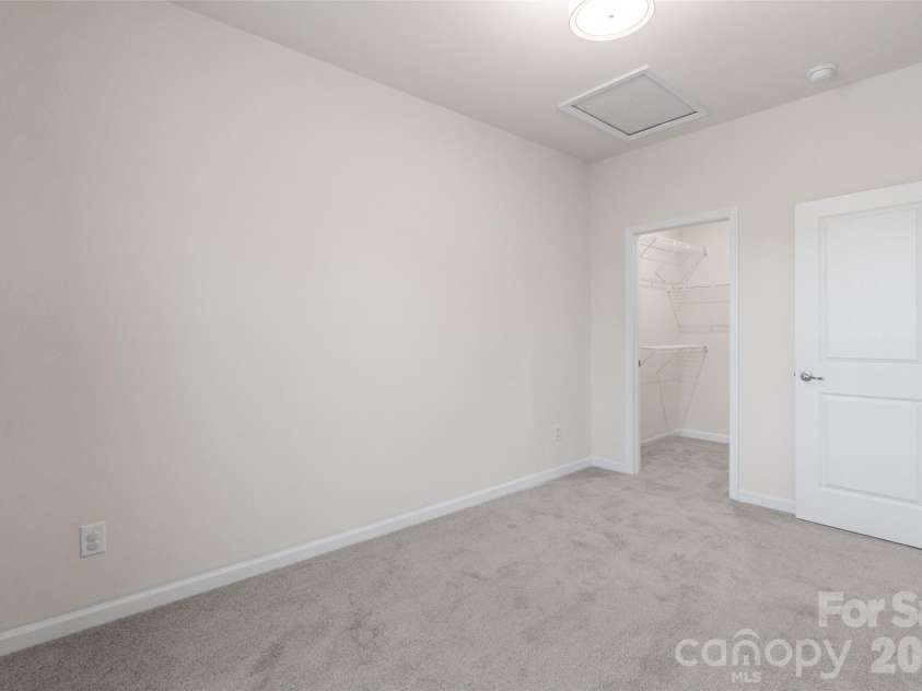 1409 May Apple Drive, Matthews, NC 28104.  MLS# CAR4375083, YatesRealty ID 20354. 