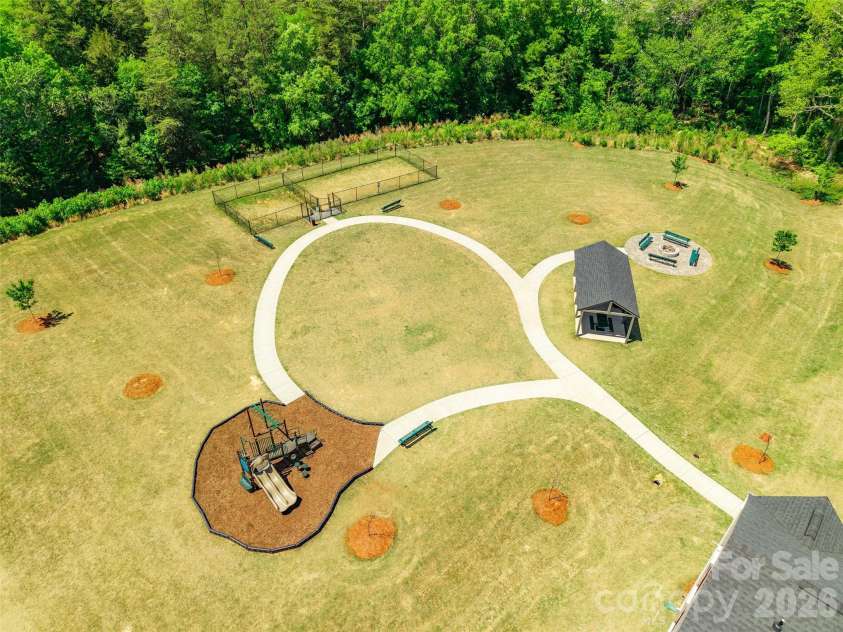 1409 May Apple Drive, Matthews, NC 28104.  MLS# CAR4375083, YatesRealty ID 20354. 