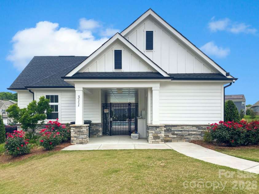 2818 Dominion Court, Monroe, NC 28110.  MLS# CAR4376904, YatesRealty ID 20355. 