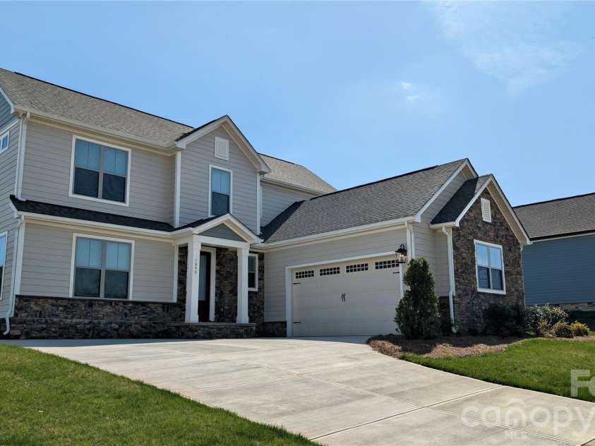 1640 Dresden Drive, Rock Hill, SC 29732.  MLS# CAR4406417, YatesRealty ID 20356. 