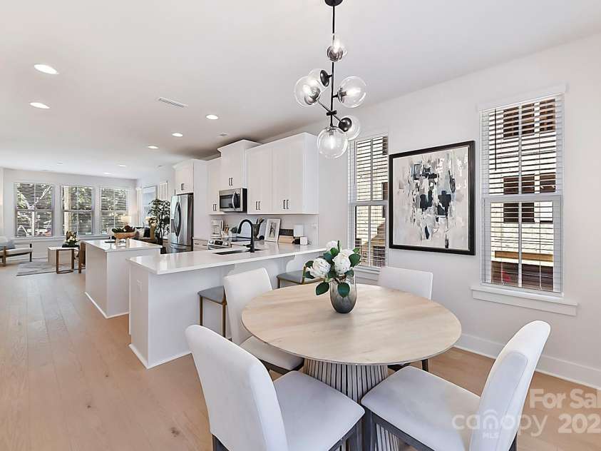 1223 16th Street, Charlotte, NC 28205.  MLS# CAR4272275, YatesRealty ID 20357. 