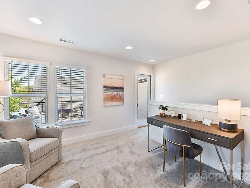 1223 16th Street, Charlotte, NC 28205.  MLS# CAR4272275, YatesRealty ID 20357. 