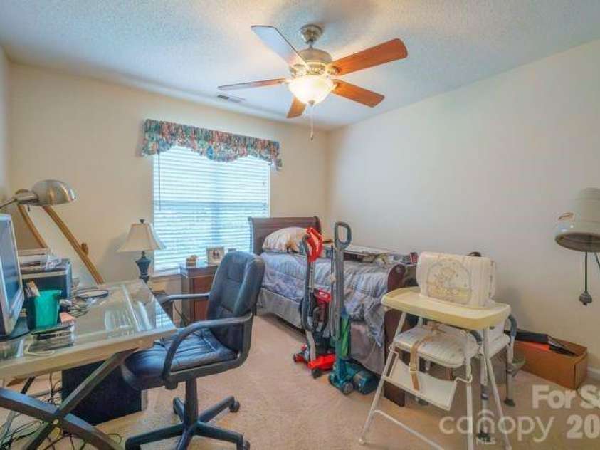 1236 Midlake Road, Kannapolis, NC 28083.  MLS# CAR4373106, YatesRealty ID 20357. 3rd Bedroom