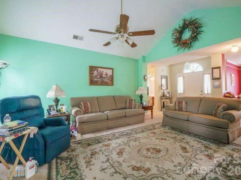 1236 Midlake Road, Kannapolis, NC 28083.  MLS# CAR4373106, YatesRealty ID 20357. Living Room