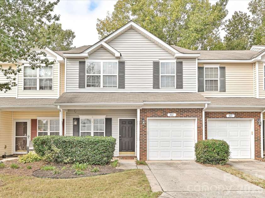 461 Delta Drive, Fort Mill, SC 29715.  MLS# CAR4433225, YatesRealty ID 2036. 