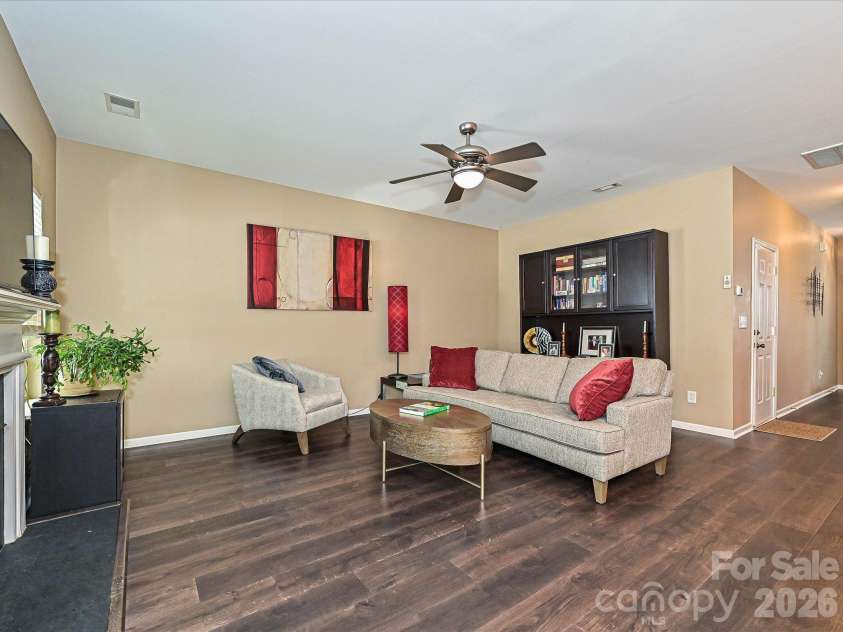461 Delta Drive, Fort Mill, SC 29715.  MLS# CAR4433225, YatesRealty ID 2036. 
