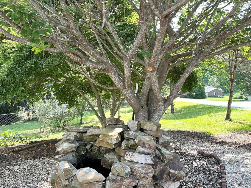 1164 Hidden Lake Drive, Granite Falls, NC 28630.  MLS# CAR4272030, YatesRealty ID 20363. 