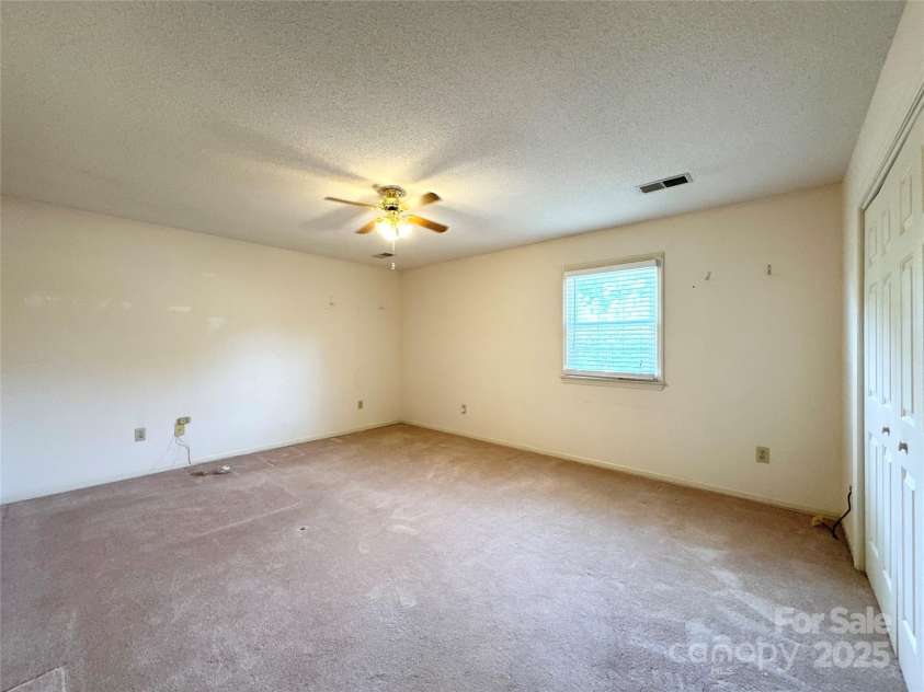 1164 Hidden Lake Drive, Granite Falls, NC 28630.  MLS# CAR4272030, YatesRealty ID 20363. 