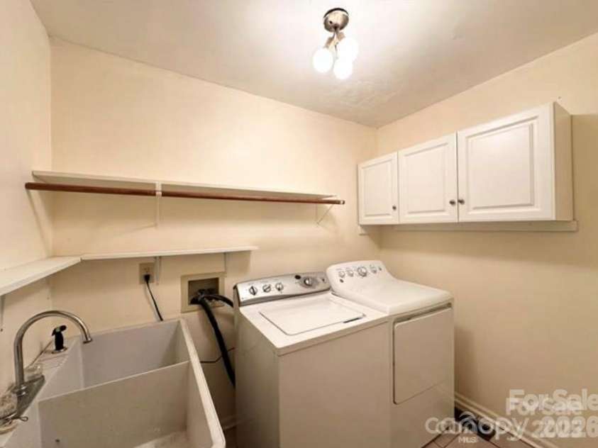 1164 Hidden Lake Drive, Granite Falls, NC 28630.  MLS# CAR4335182, YatesRealty ID 20363. 