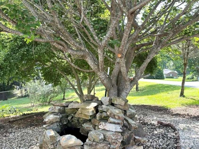 1164 Hidden Lake Drive, Granite Falls, NC 28630.  MLS# CAR4335182, YatesRealty ID 20363. 