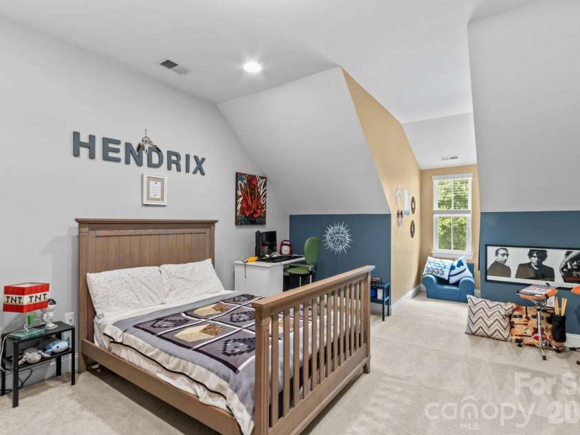 10258 Vanguard Parkway, Huntersville, NC 28078.  MLS# CAR4376642, YatesRealty ID 20364. 