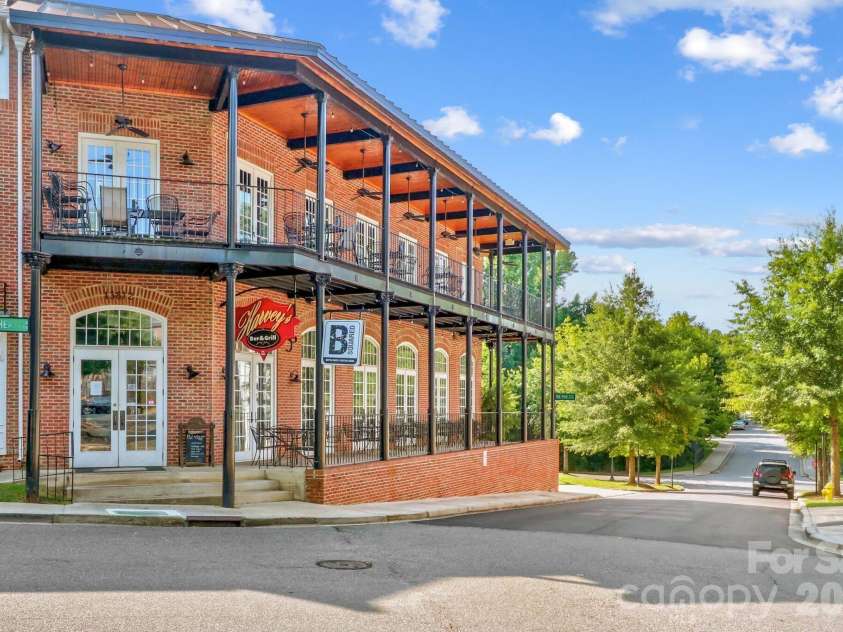 10258 Vanguard Parkway, Huntersville, NC 28078.  MLS# CAR4376642, YatesRealty ID 20364. 
