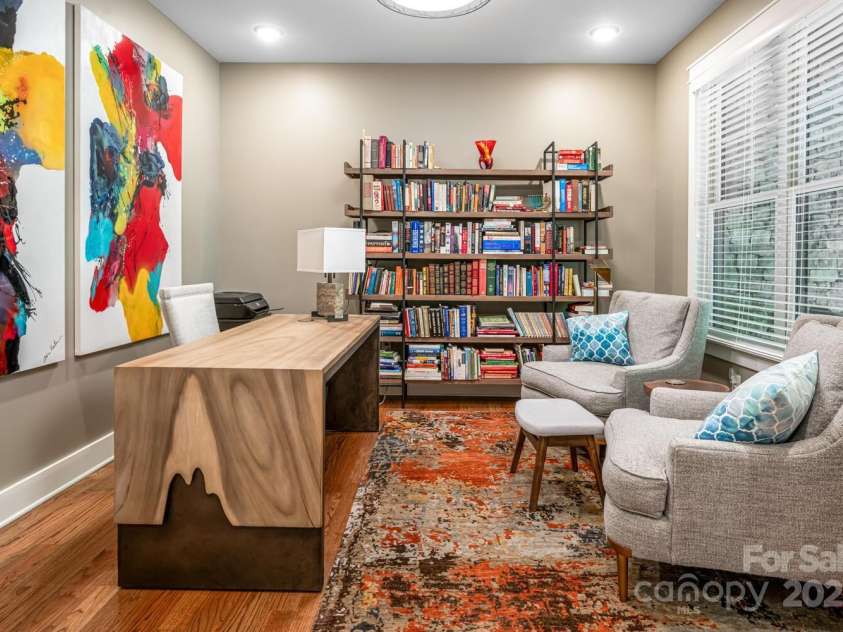 807 Hollybrook Drive, Flat Rock, NC 28731.  MLS# CAR4272086, YatesRealty ID 20364. 