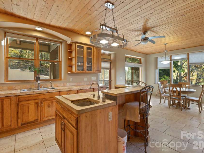 97 Old Cove Road, Black Mountain, NC 28711.  MLS# CAR4359155, YatesRealty ID 20366. 