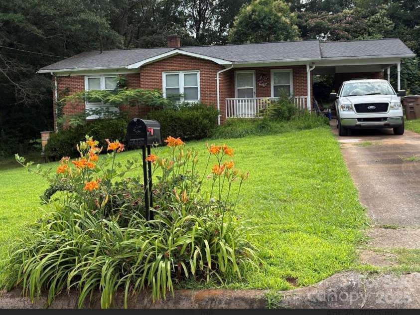 910 McGowan Road, Shelby, NC 28150.  MLS# CAR4251962, YatesRealty ID 20367. 