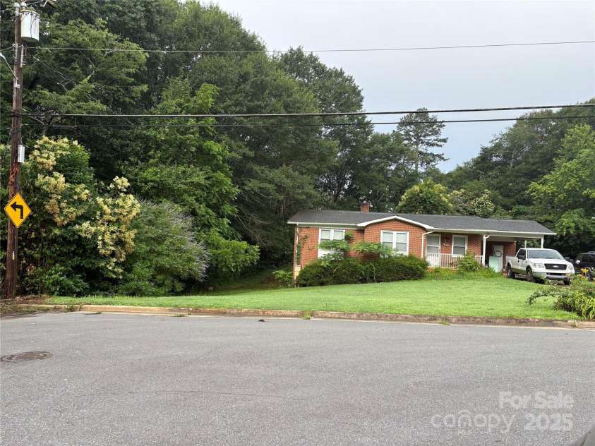 910 McGowan Road, Shelby, NC 28150.  MLS# CAR4251962, YatesRealty ID 20367. Large lot