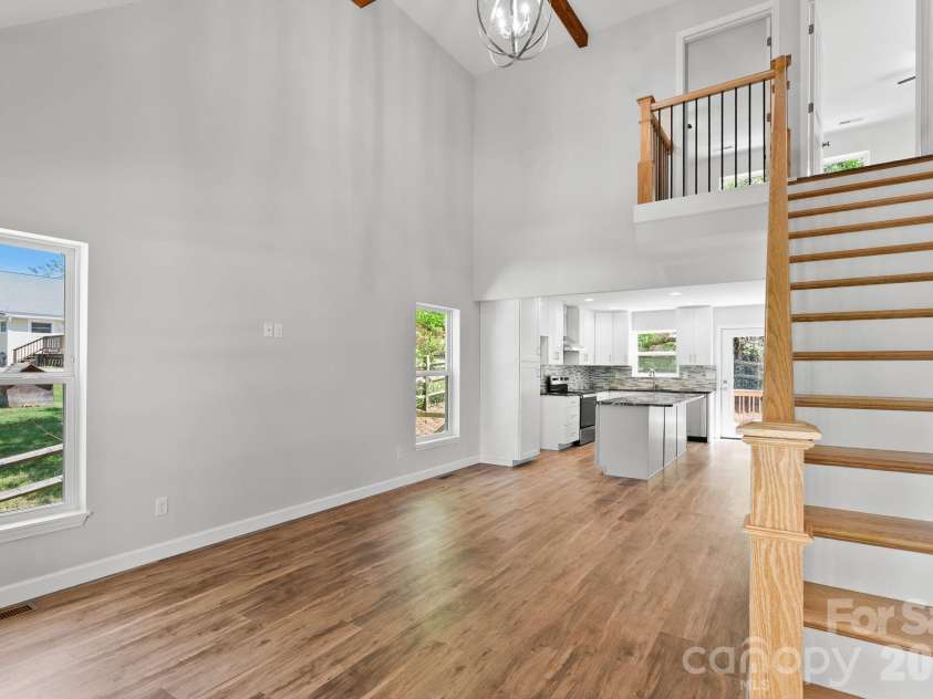 13 Annie Street, Asheville, NC 28806.  MLS# CAR4374419, YatesRealty ID 20369. Spacious Open Floor Plan 