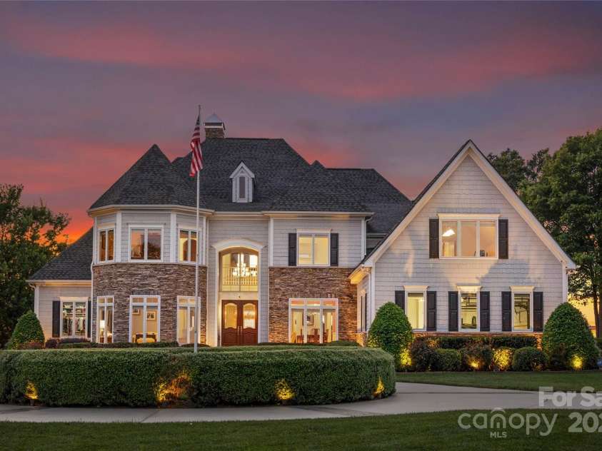 2477 Peninsula Shores Court, Denver, NC 28037.  MLS# CAR4226165, YatesRealty ID 2037. 