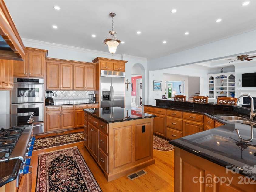 2477 Peninsula Shores Court, Denver, NC 28037.  MLS# CAR4226165, YatesRealty ID 2037. 