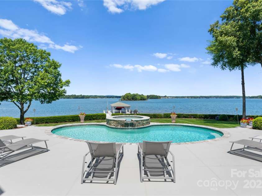 2477 Peninsula Shores Court, Denver, NC 28037.  MLS# CAR4226165, YatesRealty ID 2037. 