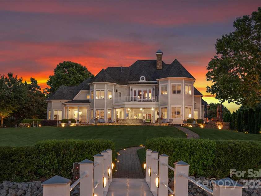 2477 Peninsula Shores Court, Denver, NC 28037.  MLS# CAR4226165, YatesRealty ID 2037. 