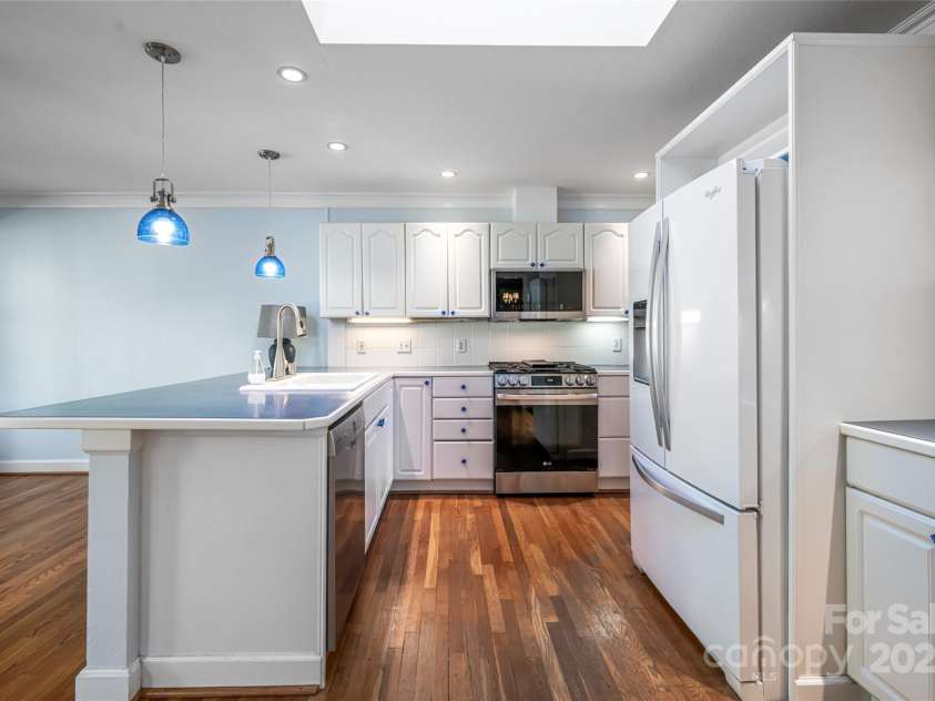 54 Fairway Road, Asheville, NC 28804.  MLS# CAR4238244, YatesRealty ID 2037. Kitchen - View #2.