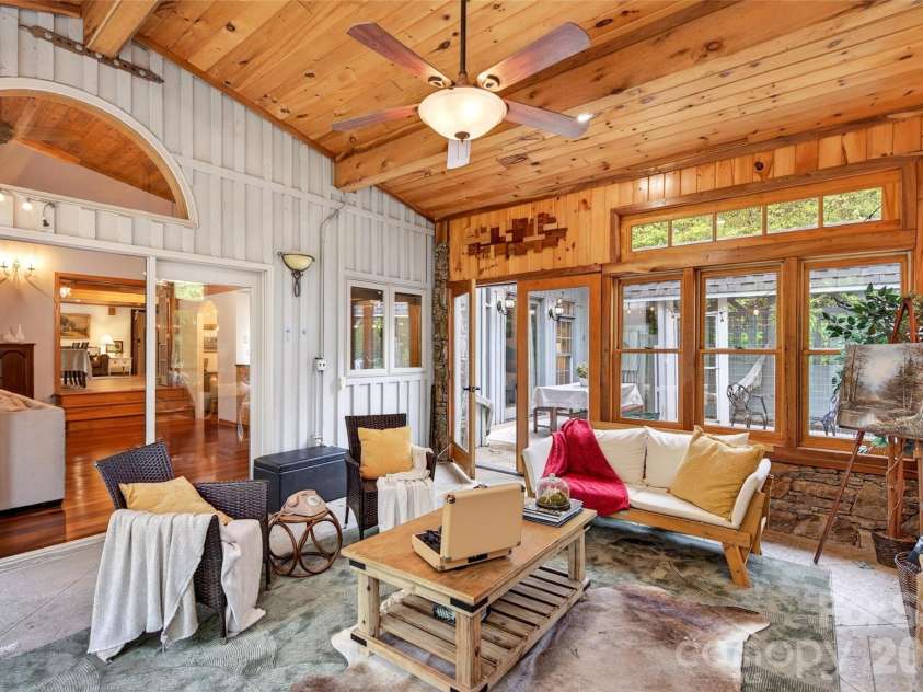 3068 226 Highway, Bakersville, NC 28705.  MLS# CAR4380158, YatesRealty ID 20370. 