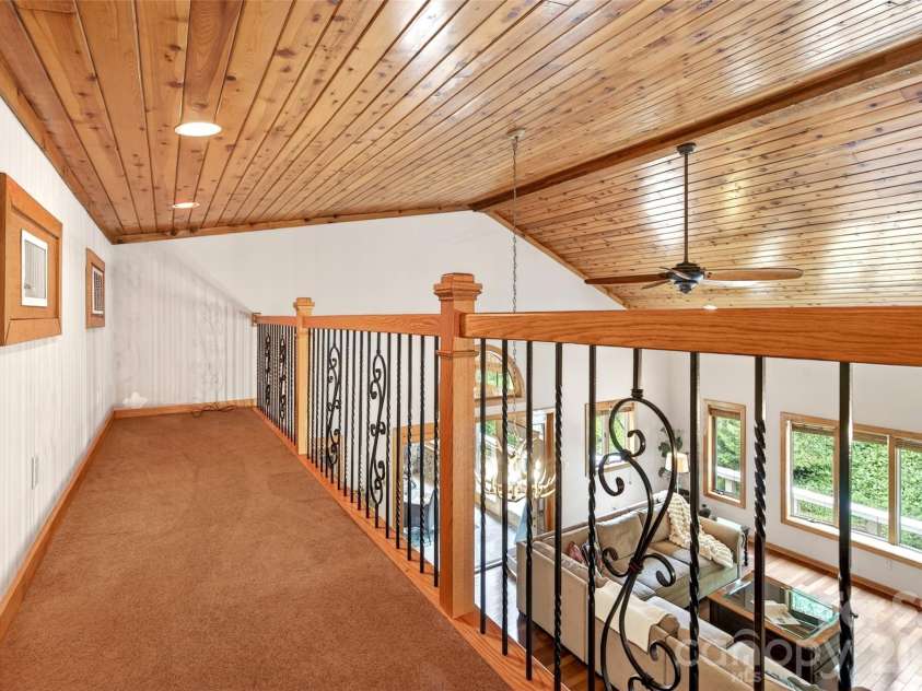 3068 226 Highway, Bakersville, NC 28705.  MLS# CAR4380158, YatesRealty ID 20370. 