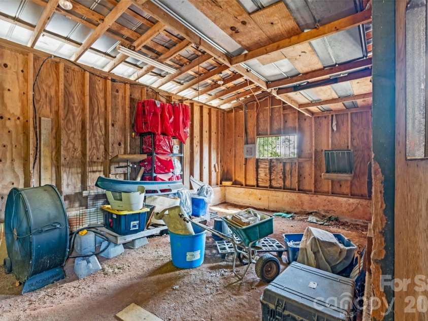 5780 NC 16 Business Highway, Maiden, NC 28650.  MLS# CAR4370464, YatesRealty ID 20374. Barn stall area