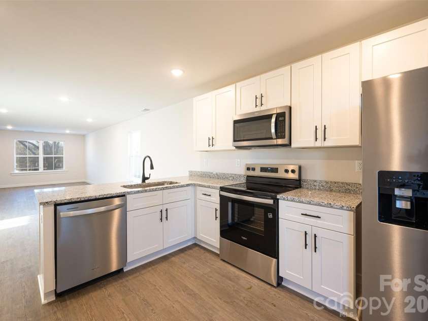 1036 12th Street, Hickory, NC 28601.  MLS# CAR4380262, YatesRealty ID 20375. 