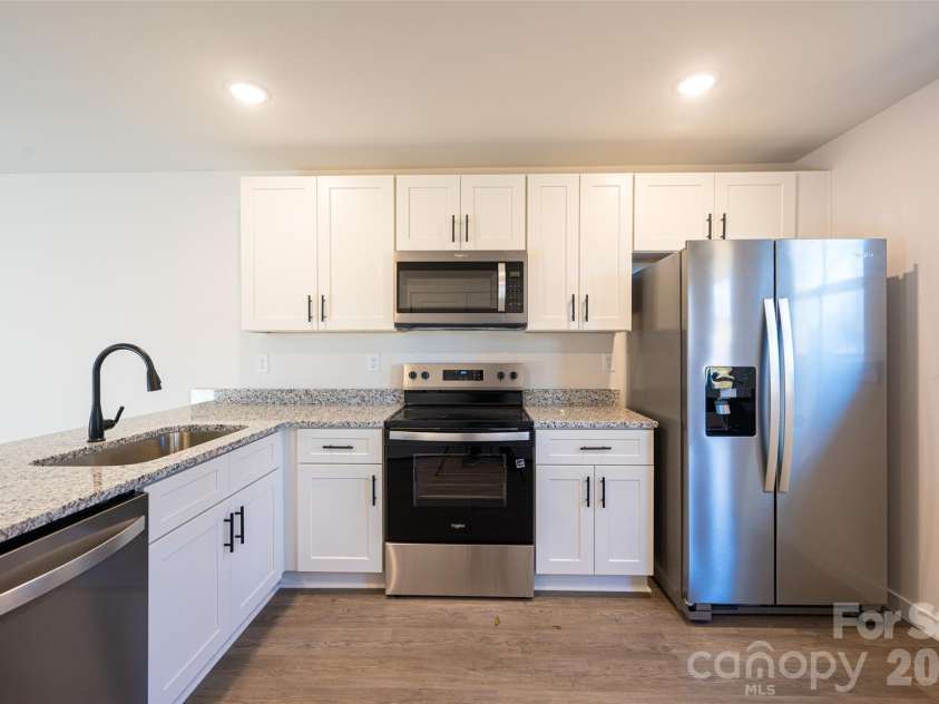 1036 12th Street, Hickory, NC 28601.  MLS# CAR4380262, YatesRealty ID 20375. 
