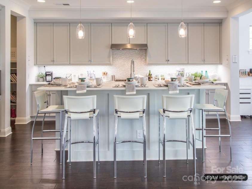 2008 Thatcher Way, Fort Mill, SC 29715.  MLS# CAR4272532, YatesRealty ID 20375. 